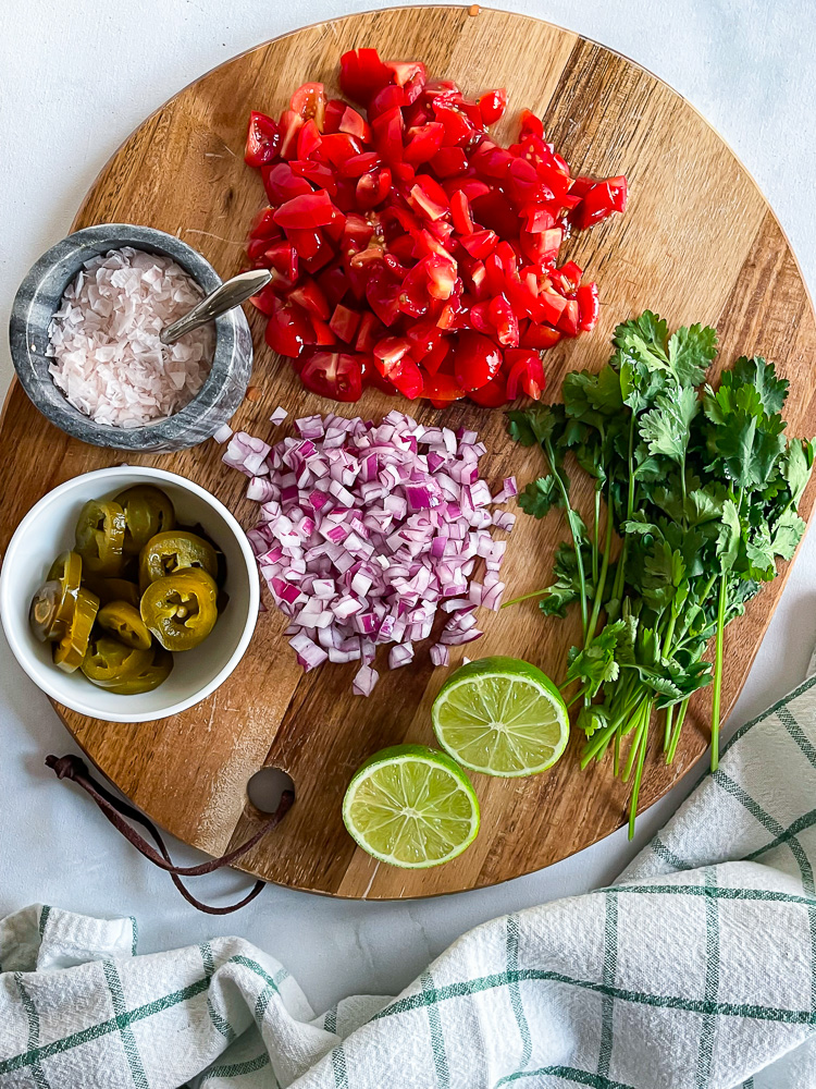 Easy Homemade Pico de Gallo
